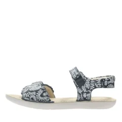 Ivy Blossom Kid - Standard Fit -StrideVibe Store 26123700 D